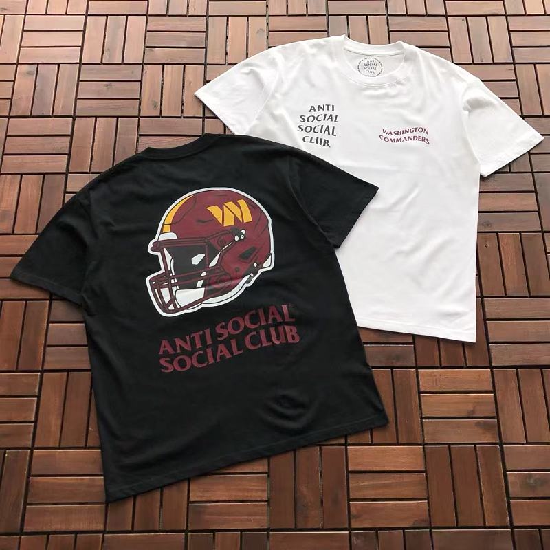 On Running ~ 85 ANTI SOCIAL CLUB T-SHIRT 55051851 (Im 185CM 70KG Iwear Size L In The Photo)