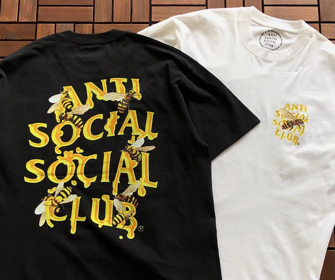 On Running ~89 ANTI SOCIAL CLUB T-SHIRT - Image 4