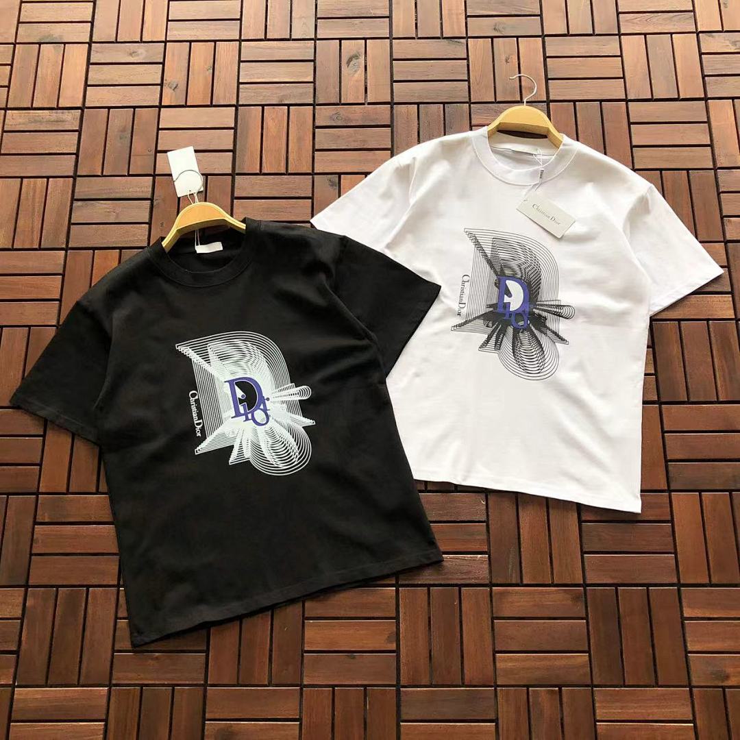 Other ~96 D🔥O🔥 T-SHIRT, photo 1