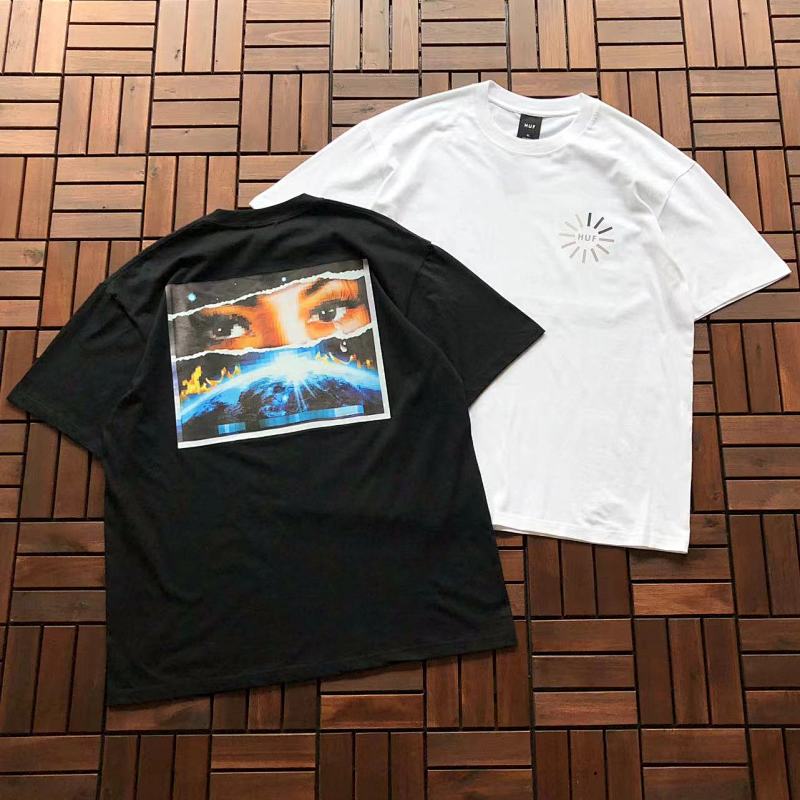 On Running ~95 HUF T-SHIRT