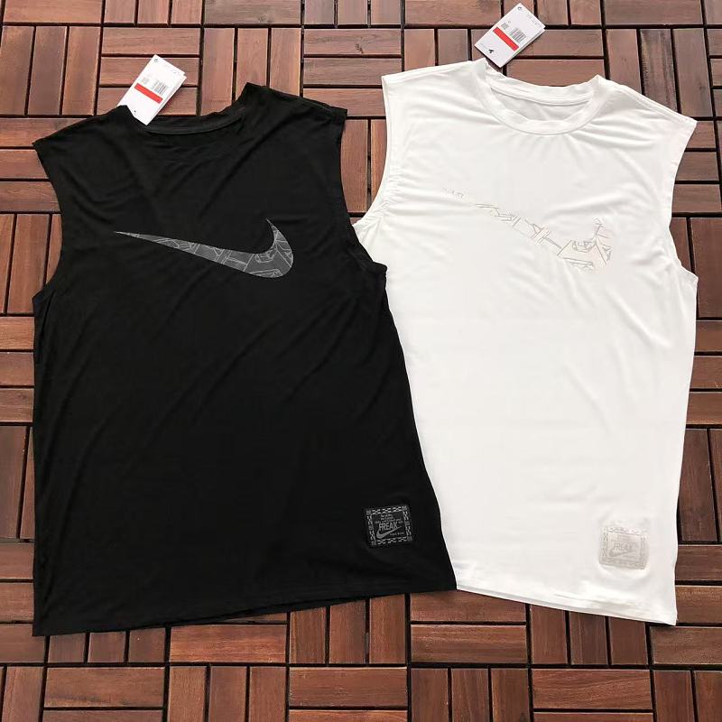 ~99 Nš„Kš„VEST 55061340 (Im 185CM 70KG Iwear Size L In The Photo), photo 1