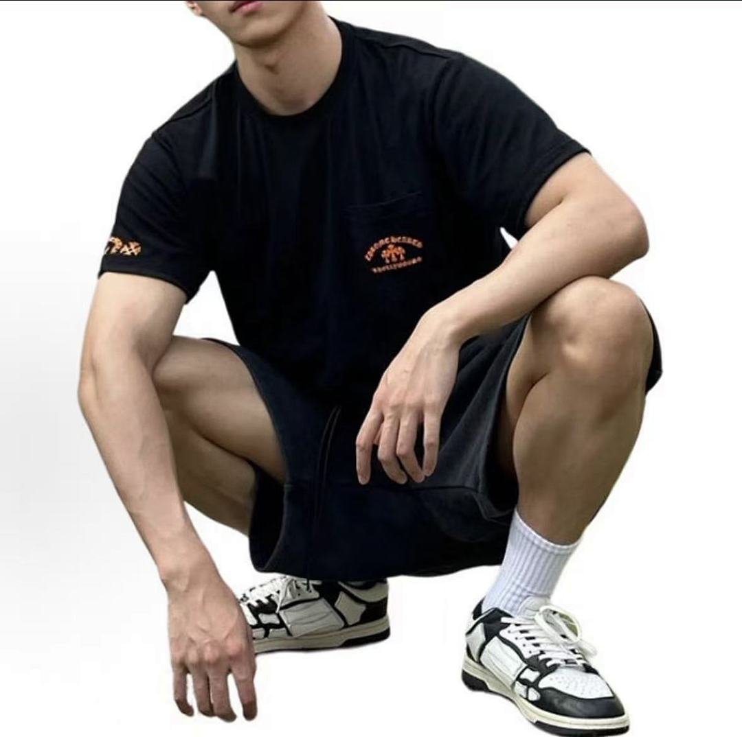 On Running ~109 CH🔥OM🔥 HE🔥RTS T-SHIRT 55022612 (Im 185CM 80KG Iwear Size S In The Photo) - Image 4