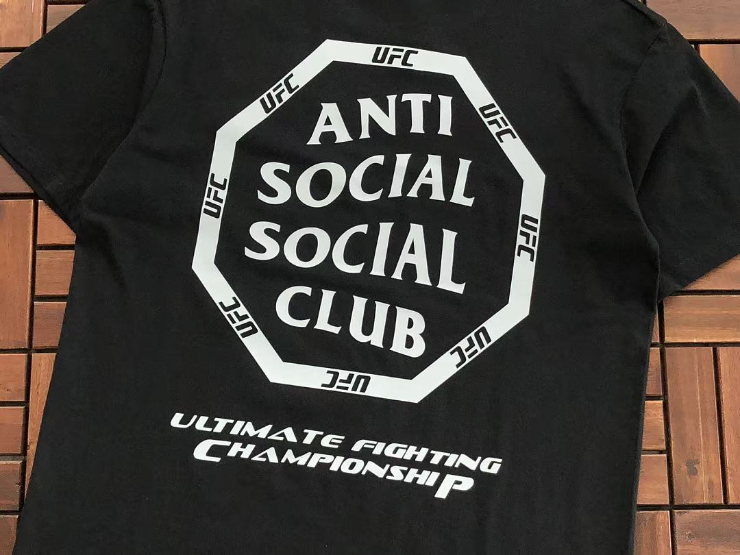 On Running ~85 ANTI SOCIAL CLUB T-SHIRT 55041291 (Im 185CM 70KG Iwear Size L In The Photo) - Image 17