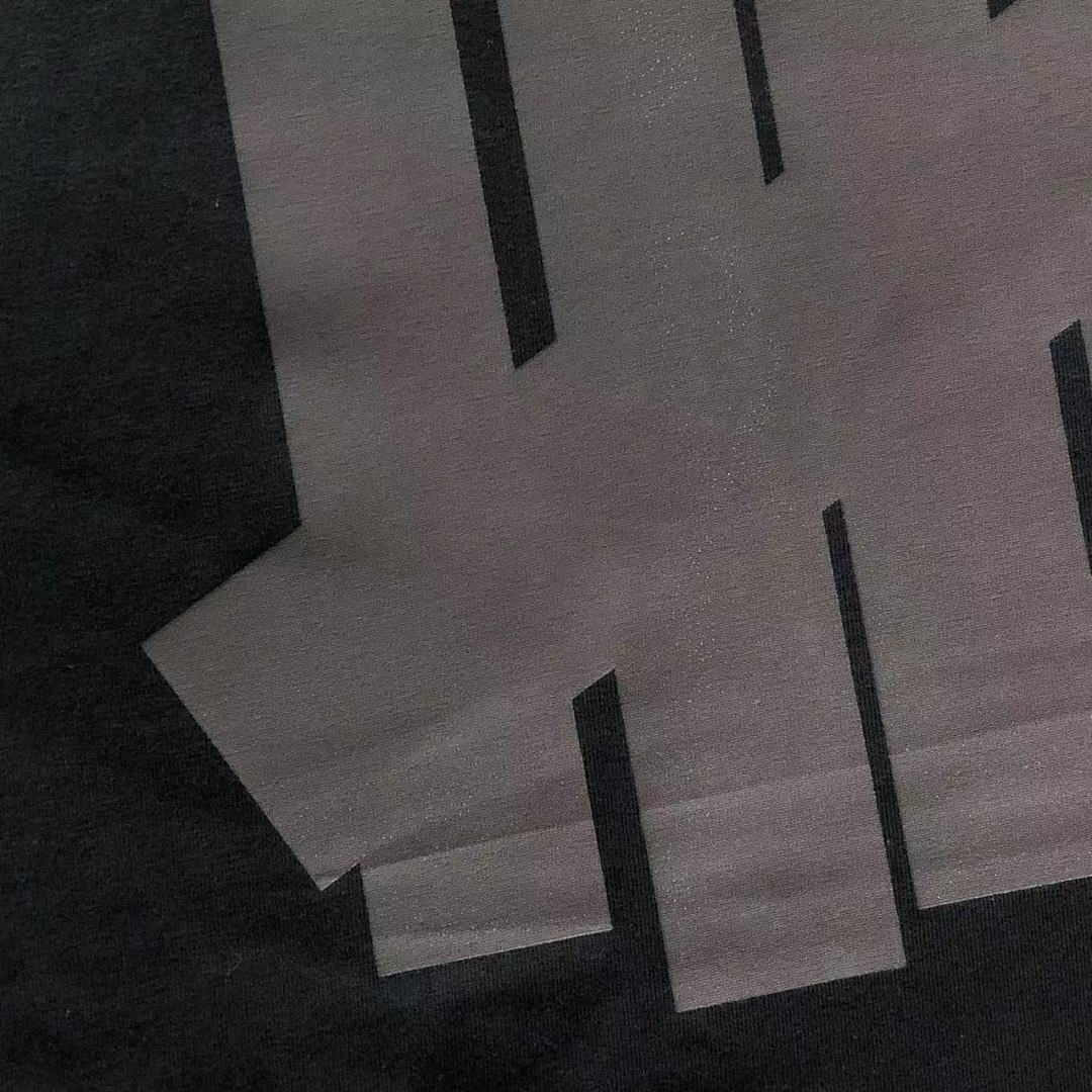 On Running ~89 UNDEFEATED T-SHIRT - Image 10