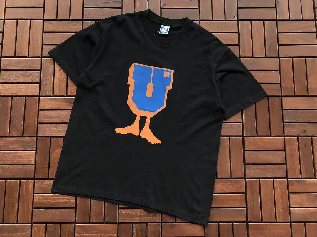 On Running ~85 UNDEFEATED T-SHIRT 55063049 (Im 180M 68KG Iwear Size L In The Photo) - Image 17