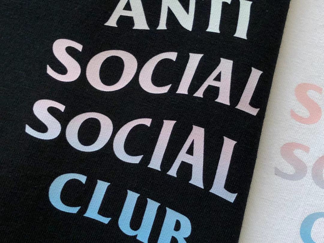 On Running ~88 ANTI SOCIAL CLUB T-SHIRT - Image 8