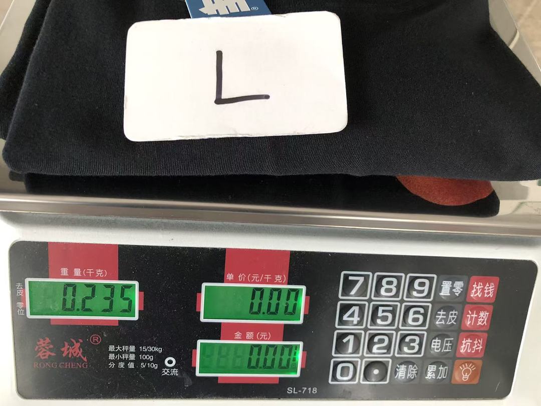 On Running ~85 UNDEFEATED T-SHIRT 55070653 (Im 185CM 80KG Iwear Size L In The Photo) - Image 20