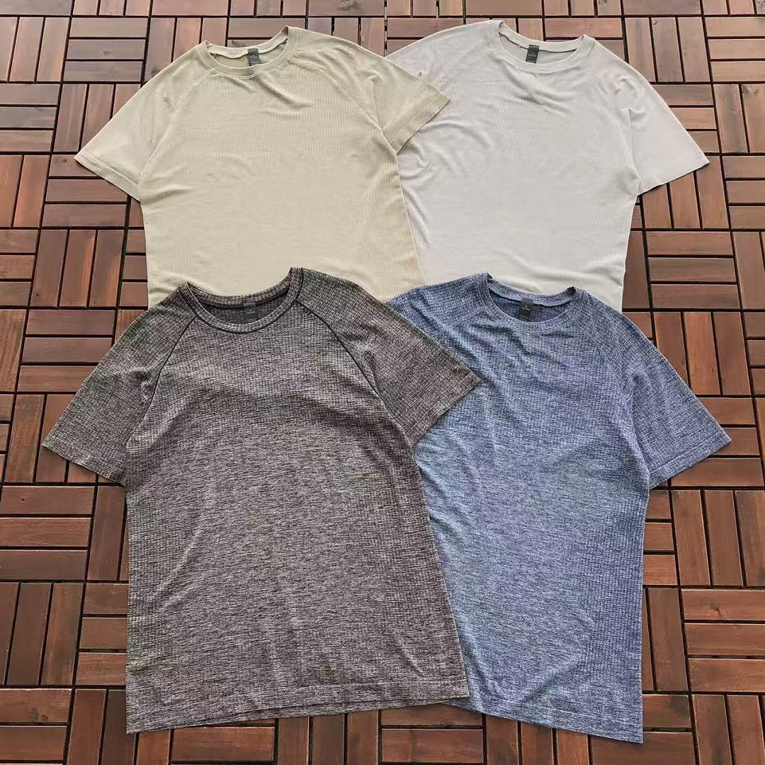 Other 115 L🔥🔥UL🔥M🔥N T-SHIRT 88061101 (Im 185CM 70KG Iwear Size M In The Photo), photo 1