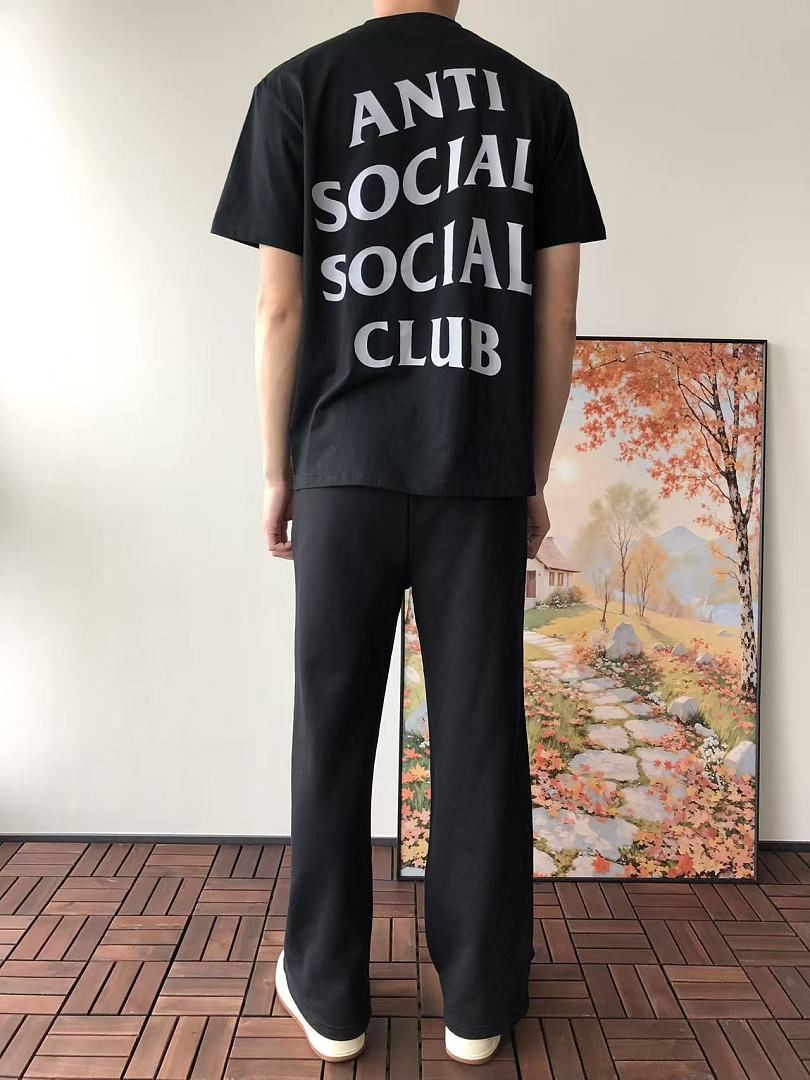 On Running ~85 ANTI SOCIAL CLUB T-SHIRT 55041710 (Im 180CM 68KG Iwear Size M In The Photo) - Image 4
