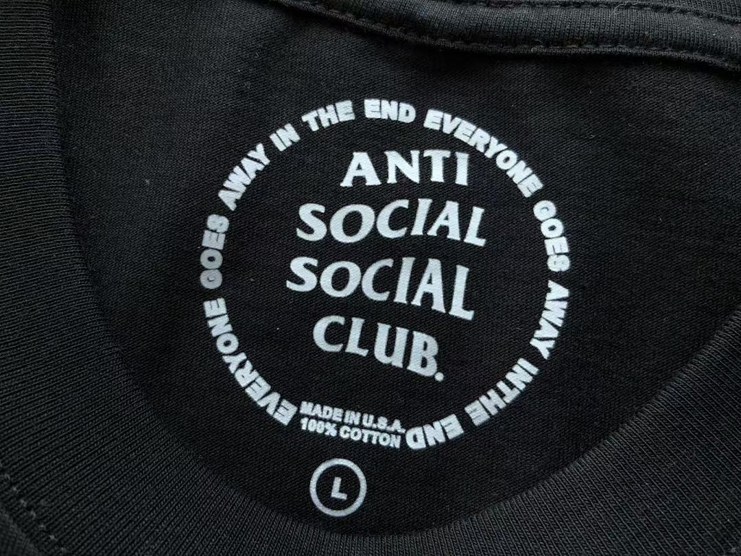 On Running ~85 ANTI SOCIAL CLUB T-SHIRT 11101040 (Im 180CM 68KG Iwear Size M In The Photo) - Image 17