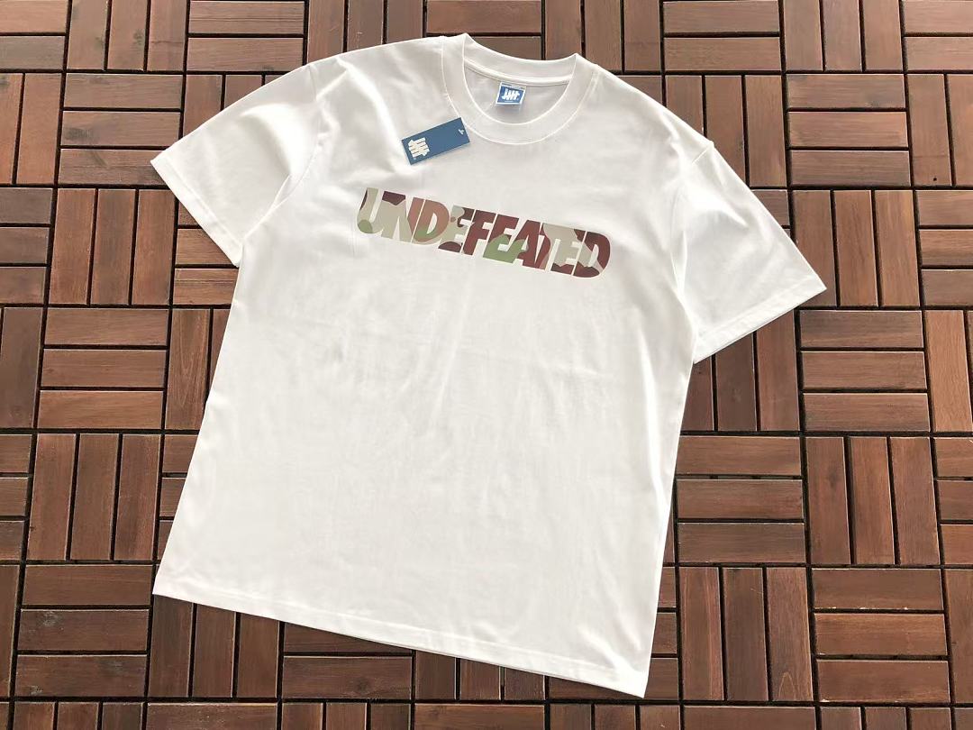 On Running ~85 UNDEFEATED T-SHIRT 55070676 (Im 185CM 80KG Iwear Size L In The Photo) - Image 7