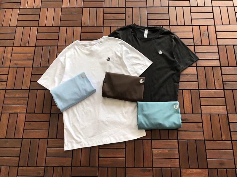Other ~99 L🔥🔥UL🔥M🔥N T-SHIRT, photo 1