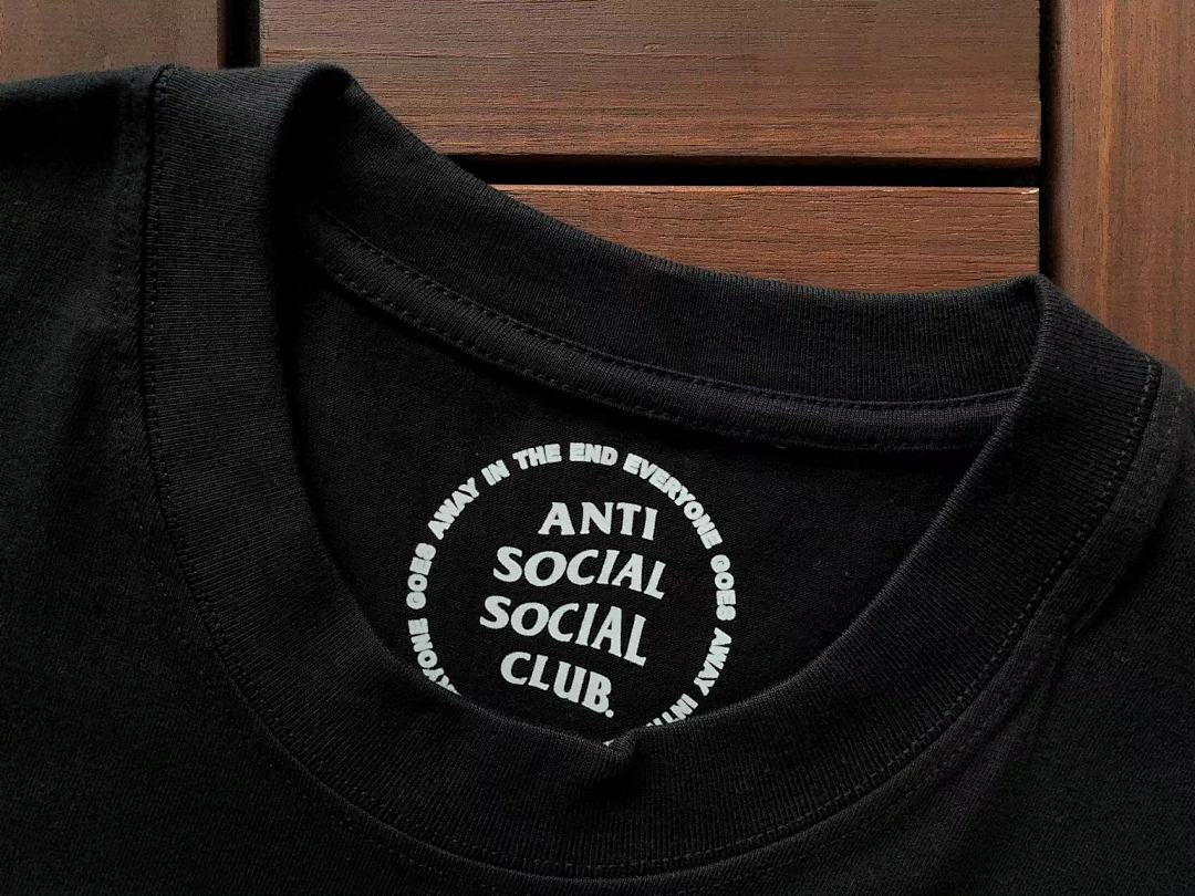 On Running ~89 ANTI SOCIAL CLUB T-SHIRT - Image 20