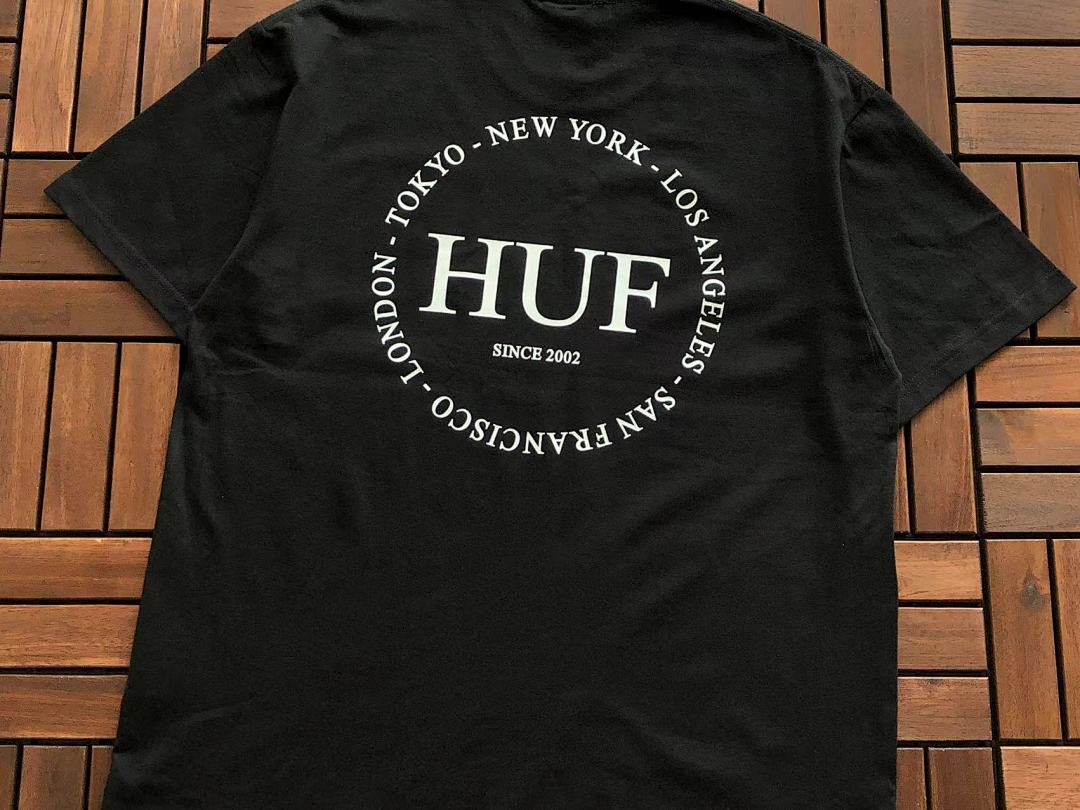 On Running ~85 HUF T-SHIRT - Image 7