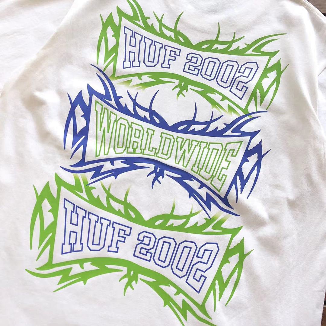 On Running ~85 HUF T-SHIRT - Image 12