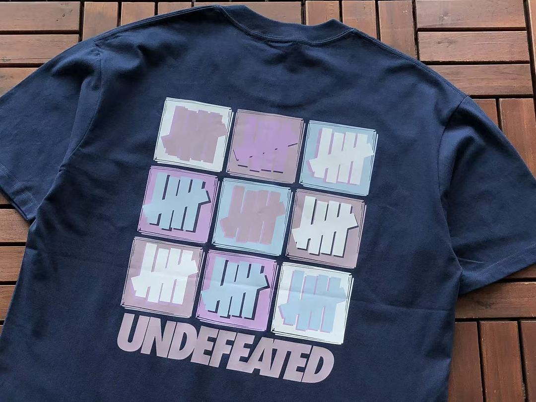 On Running ~85 UNDEFEATED T-SHIRT 55071614 (Im 185CM 70KG Iwear Size L In The Photo) - Image 15
