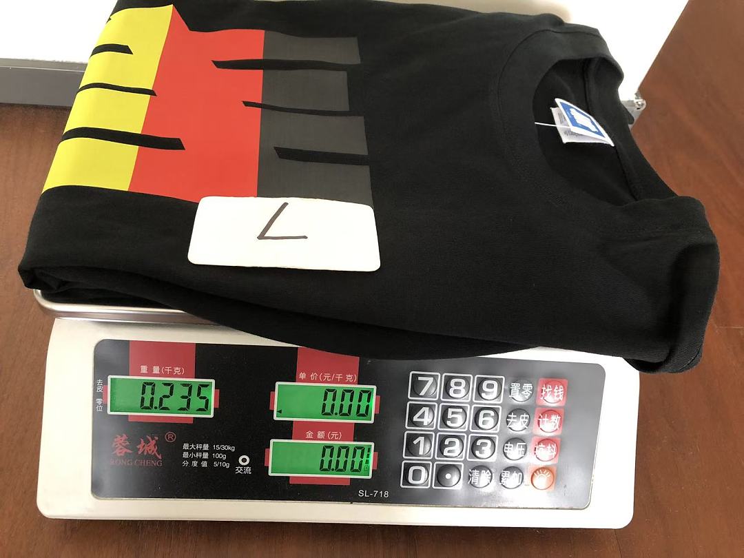 On Running ~ 85 UNDEFEATED T-SHIRT 55072827 (Im 185CM 70KG Iwear Size L In The Photo) - Image 20
