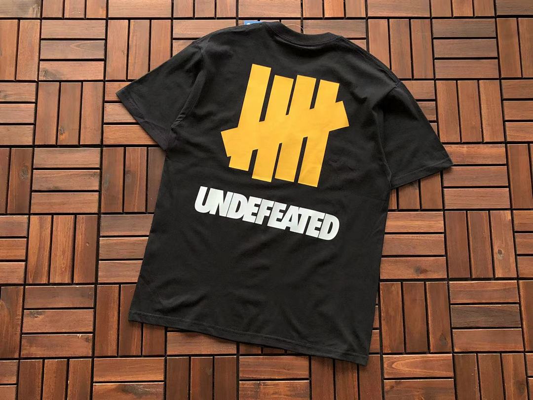 On Running ~89 UNDEFEATED T-SHIRT - Image 13