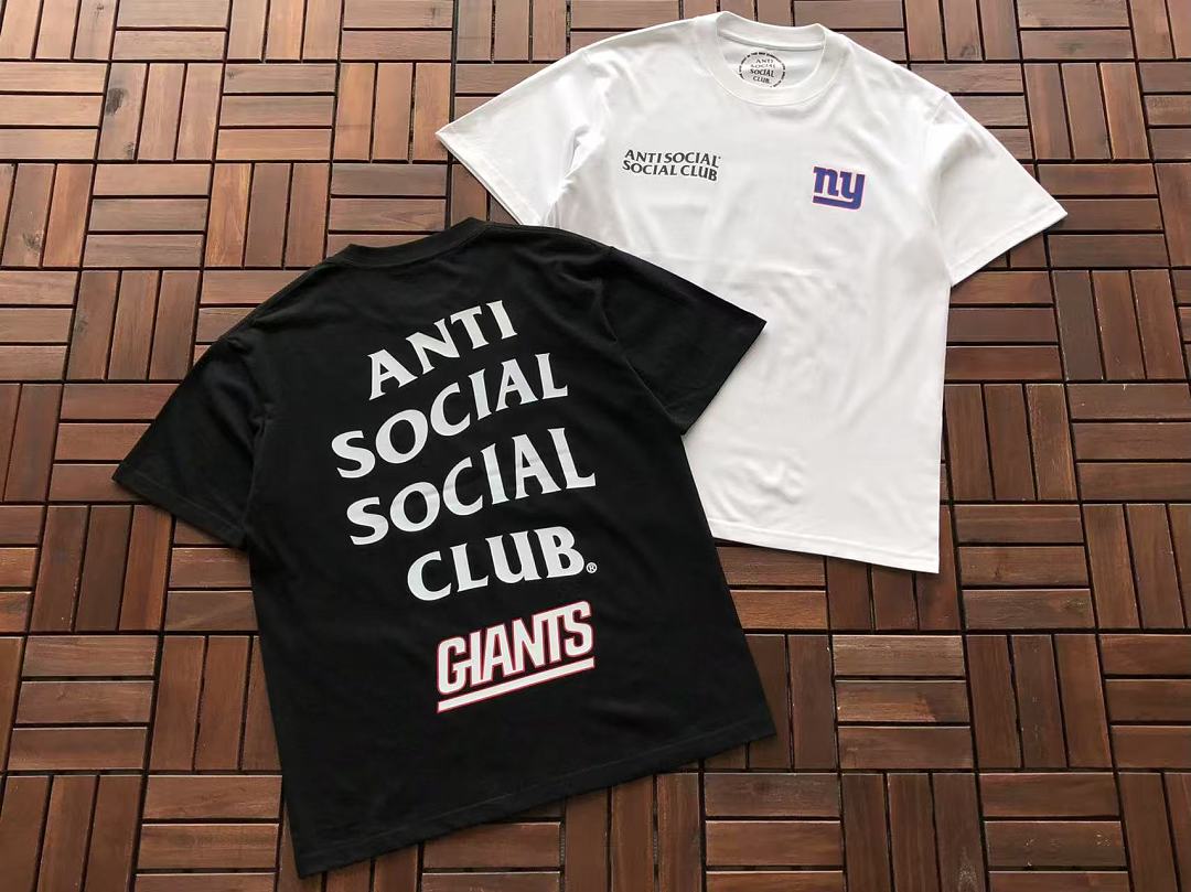 On Running ~ 85 ANTI SOCIAL CLUB T-SHIRT 55051911 (Im 185CM 70KG Iwear Size M In The Photo) - Image 5