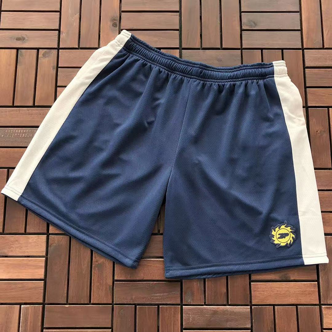 ~109 BROKEN PLANET SHORTS 77020701 (Im 185CM 80KG Iwear Size L In The Photo), photo 1
