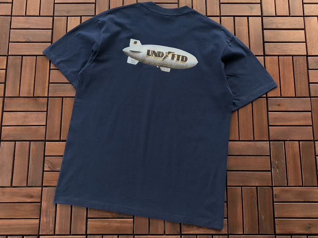 On Running ~85 UNDEFEATED T-SHIRT 55063063 (Im 180CM 68KG Iwear Size L In The Photo) - Image 13