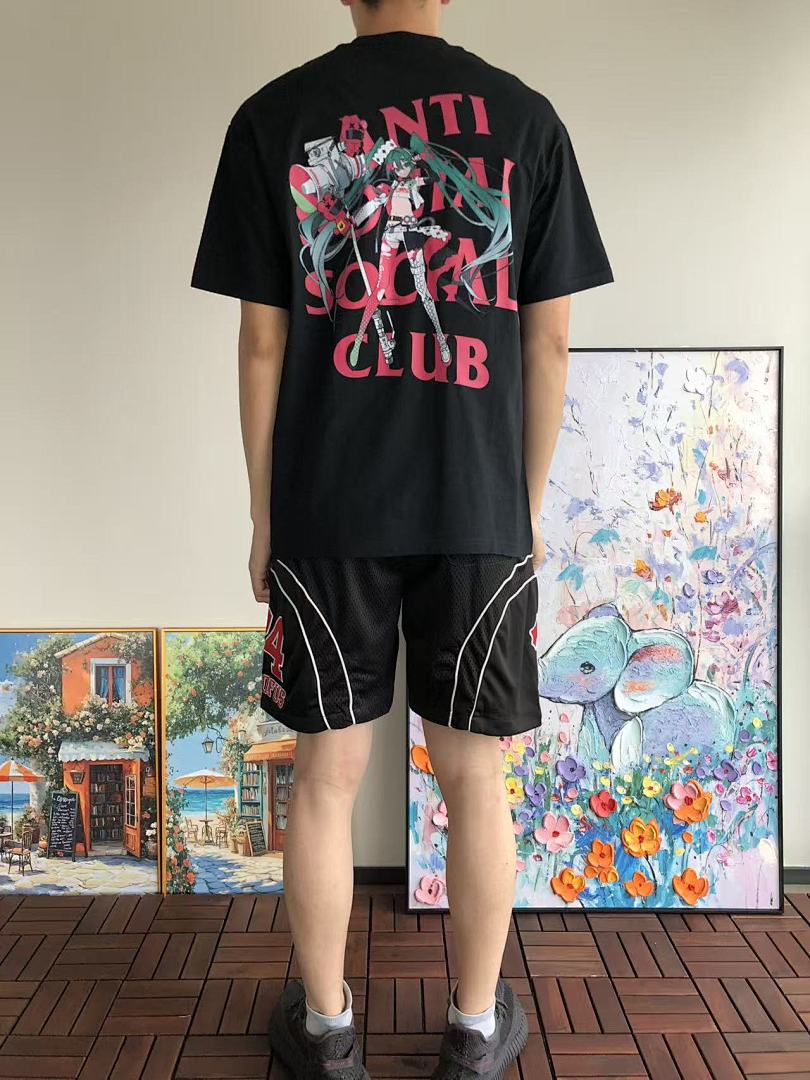 On Running ~85 ANTI SOCIAL CLUB T-SHIRT 11092865 (Im 180CM 68KG Iwear Size L In The Photo) - Image 4