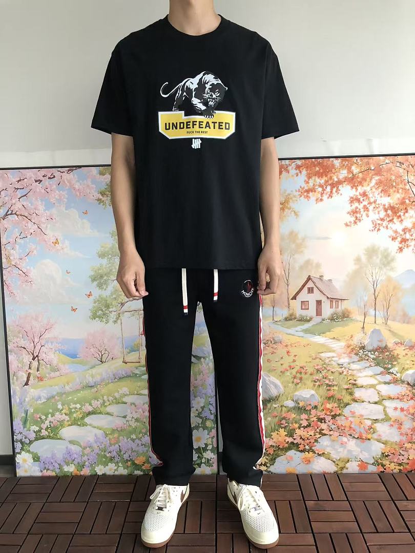 On Running ~85 UNDEFEATED T-SHIRT 55063095 (Im 180CM 68KG Iwear Size L In The Photo) - Image 3