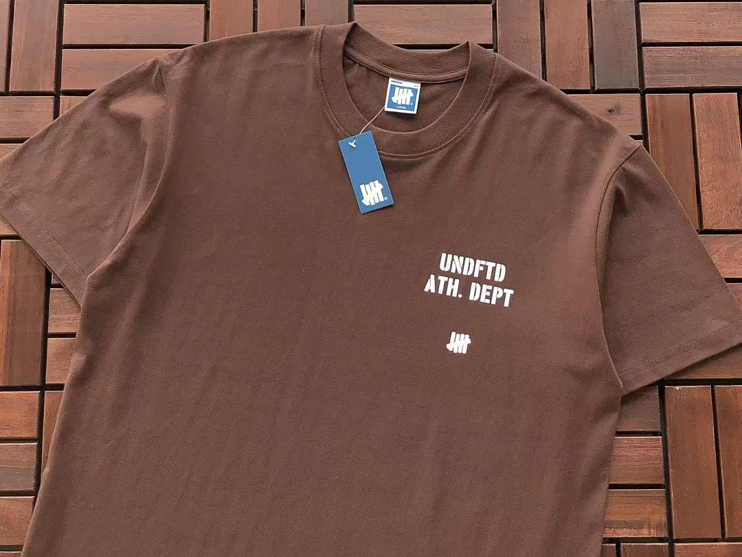 On Running ~85 UNDEFEATED T-SHIRT 55051437 (Im 185CM 80KG Iwear Size L In The Photo) - Image 10