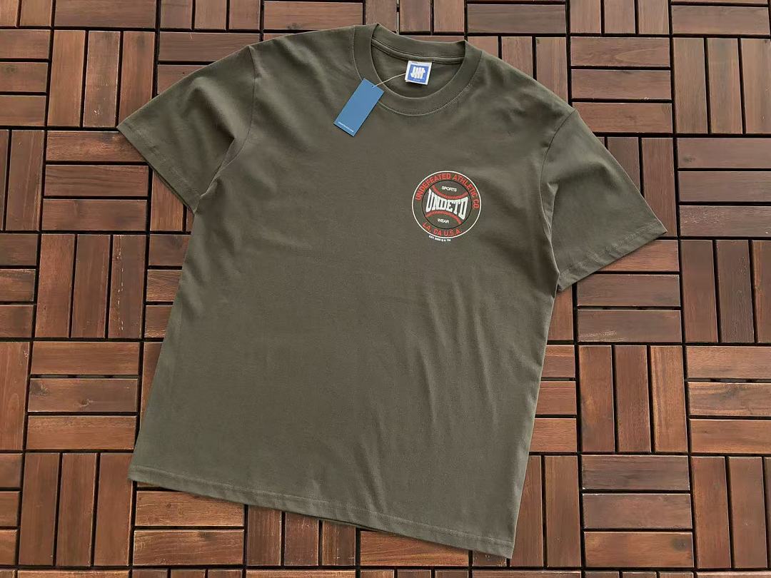 On Running ~85 UNDEFEATED T-SHIRT 55051421 (Im 185CM 80KG Iwear Size M In The Photo) - Image 12