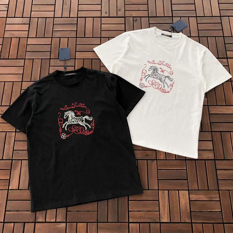 ~149 L🔥T-SHIRT 66020717 (Im 185CM 80KG Iwear Size M In The Photo), photo 1