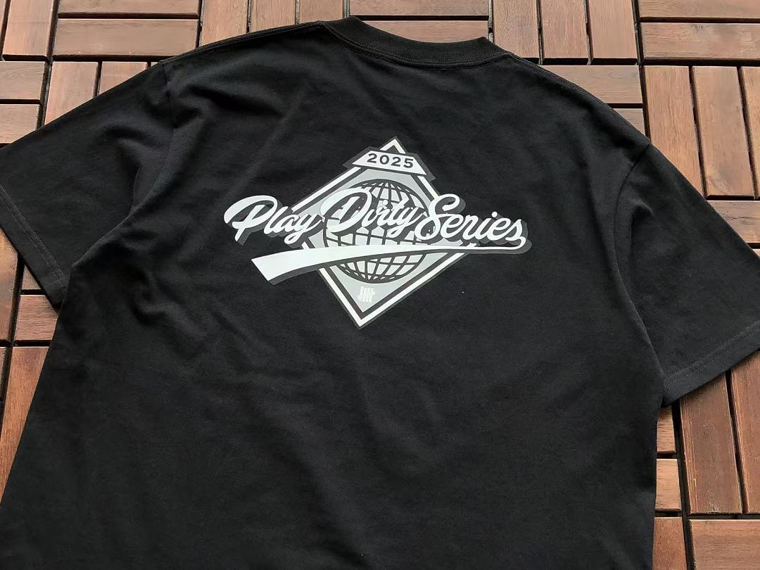 On Running ~ 85 UNDEFEATED T-SHIRT 55041740 (Im 185CM 80KG Iwear Size L In The Photo) - Image 25