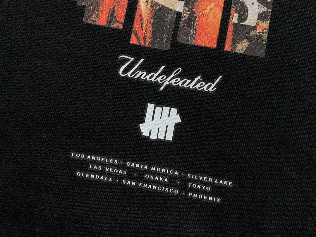 On Running ~85 UNDEFEATED T-SHIRT 55070624 (Im 185CM 80KG Iwear Size L In The Photo) - Image 16