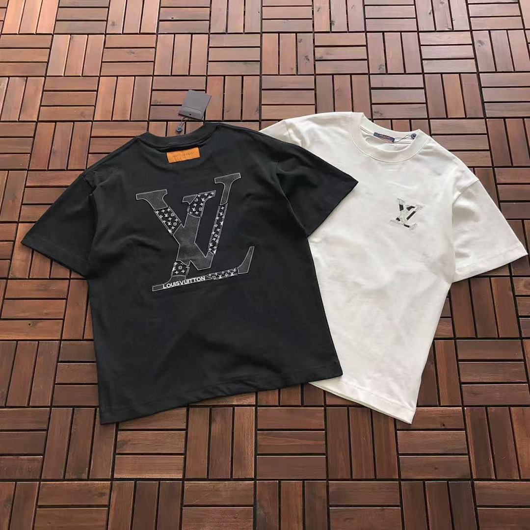 ~125 L🔥 T-SHIRT 11121441 (Im 176 CM 58 KG Iwear Size M In The Photo), photo 1