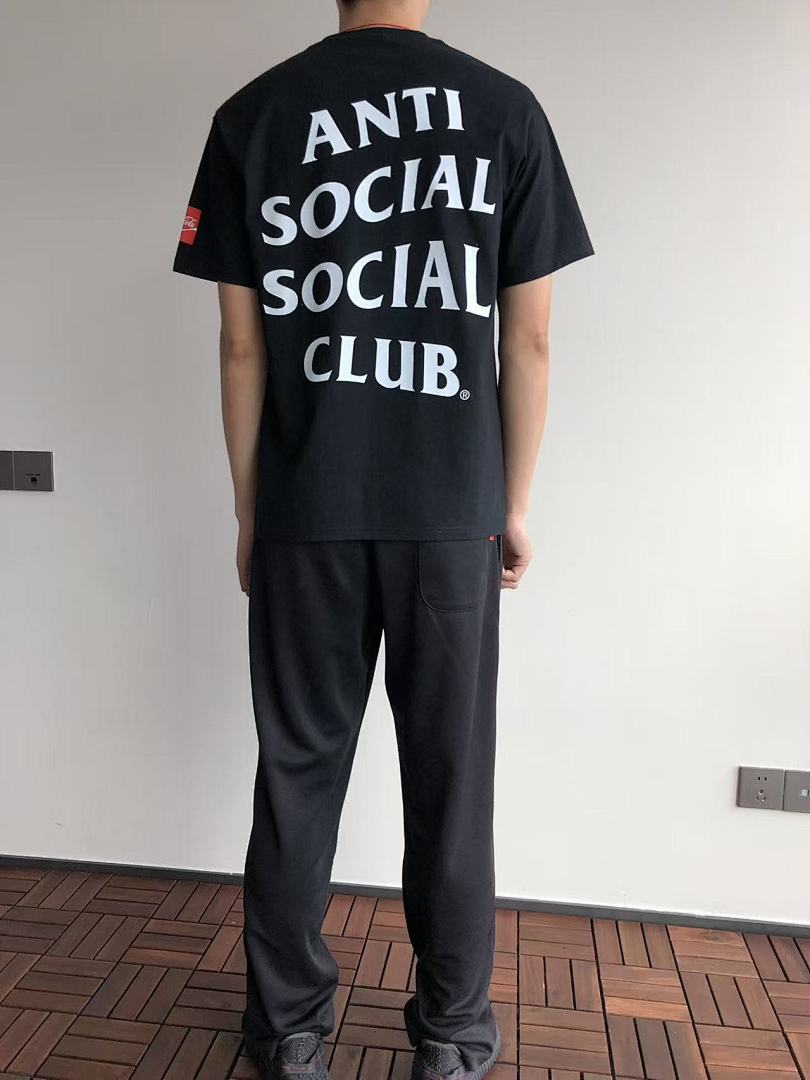 On Running ~85 ANTI SOCIAL CLUB T-SHIRT 11092815 (Im 180CM 68KG Iwear Size M In The Photo) - Image 4