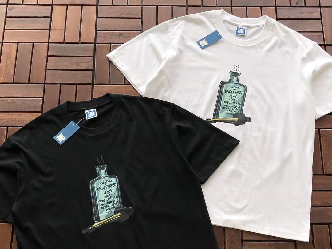 On Running ~85 UNDEFEATED T-SHIRT 55071056 (Im 185CM 70KG Iwear Size L In The Photo) - Image 6