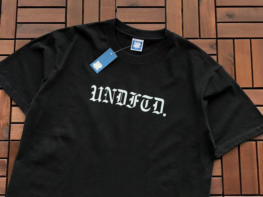 On Running ~85 UNDEFEATED T-SHIRT 55063083 (Im 180CM 68KG Iwear Size L In The Photo) - Image 10
