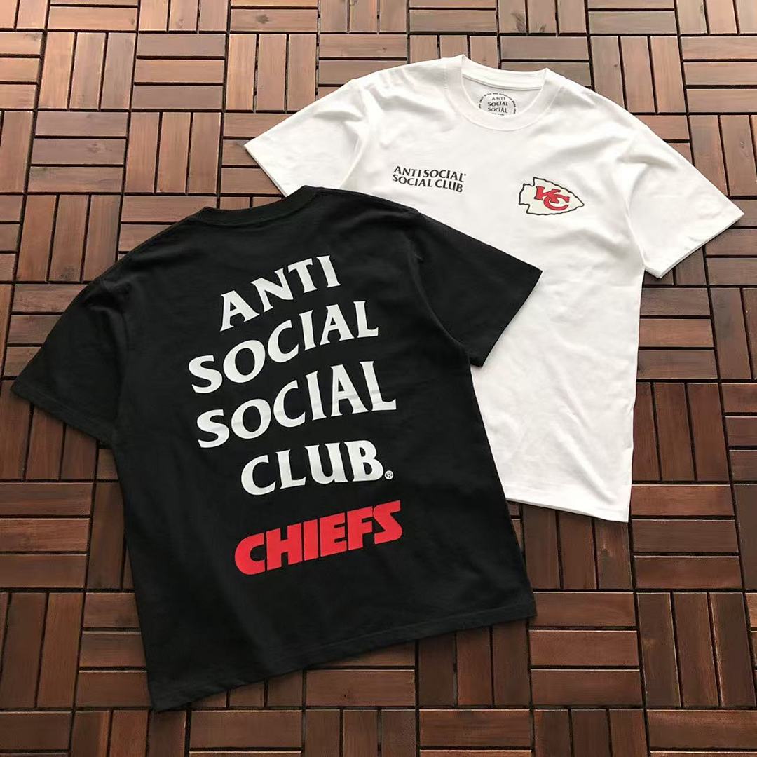 On Running ~ 85 ANTI SOCIAL CLUB T-SHIRT 55041244 (Im 185CM 70KG Iwear Size M In The Photo)