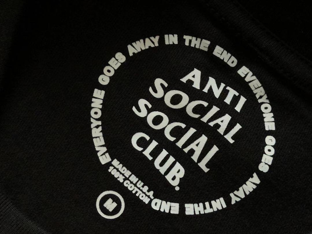 On Running ~89 ANTI SOCIAL CLUB T-SHIRT - Image 24