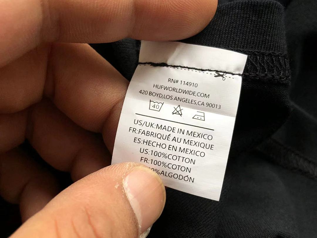 On Running ~85 HUF T-SHIRT - Image 17