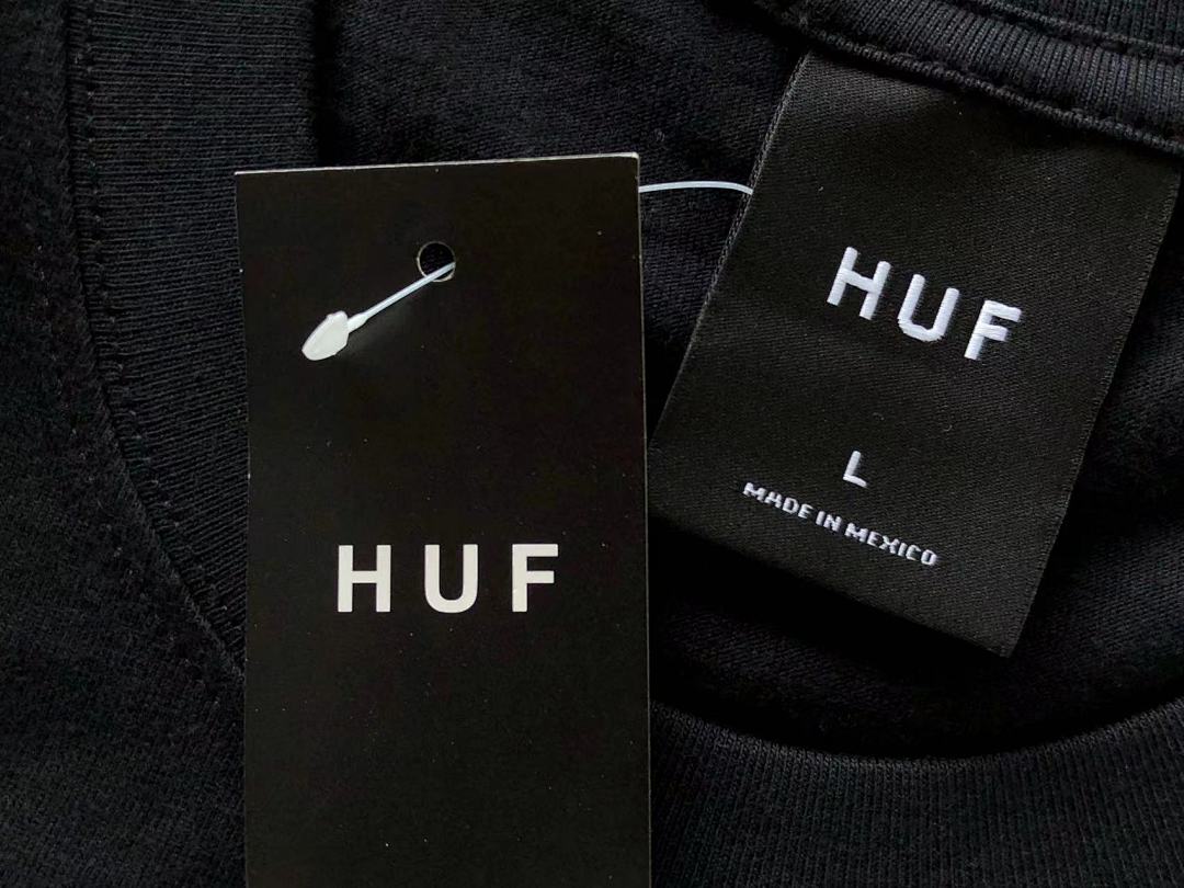 On Running ~85 HUF T-SHIRT - Image 18