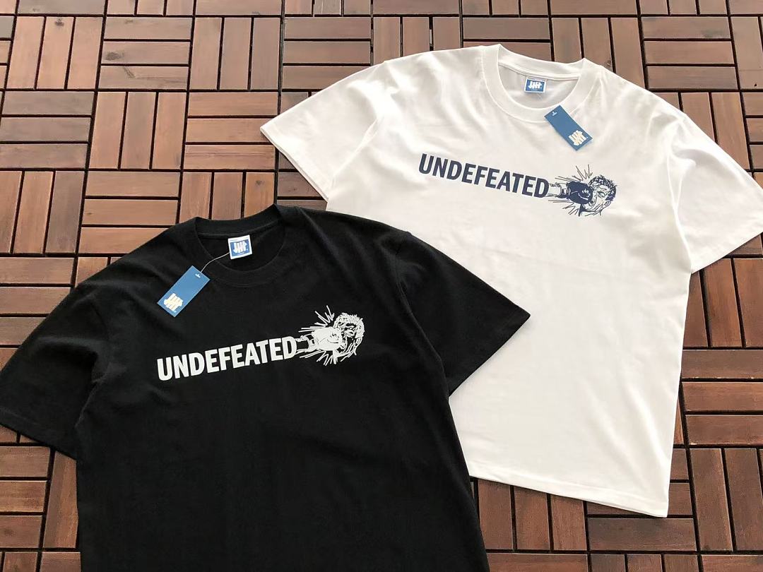 On Running ~85 UNDEFEATED T-SHIRT 55070662 (Im 185CM 80KG Iwear Size L In The Photo) - Image 6