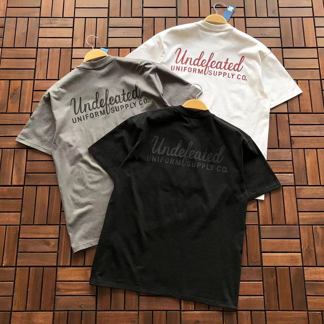 On Running ~89 UNDEFEATED T-SHIRT - Image 3