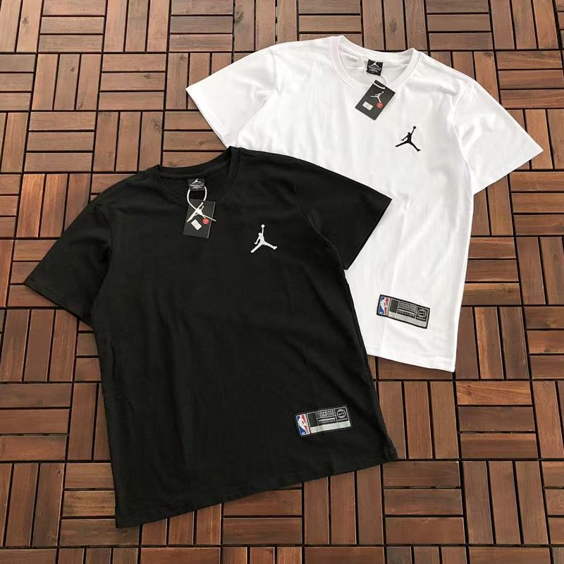 Other ~69 AIR J🔥RD🔥N & N🔥K🔥& NBA T-SHIRT 77030552 (Im 185CM 70KG Iwear Size L In The Photo), photo 1