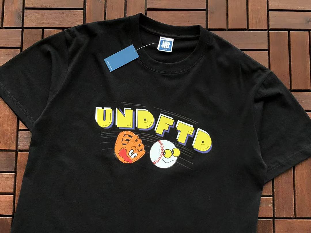 On Running ~85 UNDEFEATED T-SHIRT 55063086 (Im 180CM 68KG Iwear Size L In The Photo) - Image 10