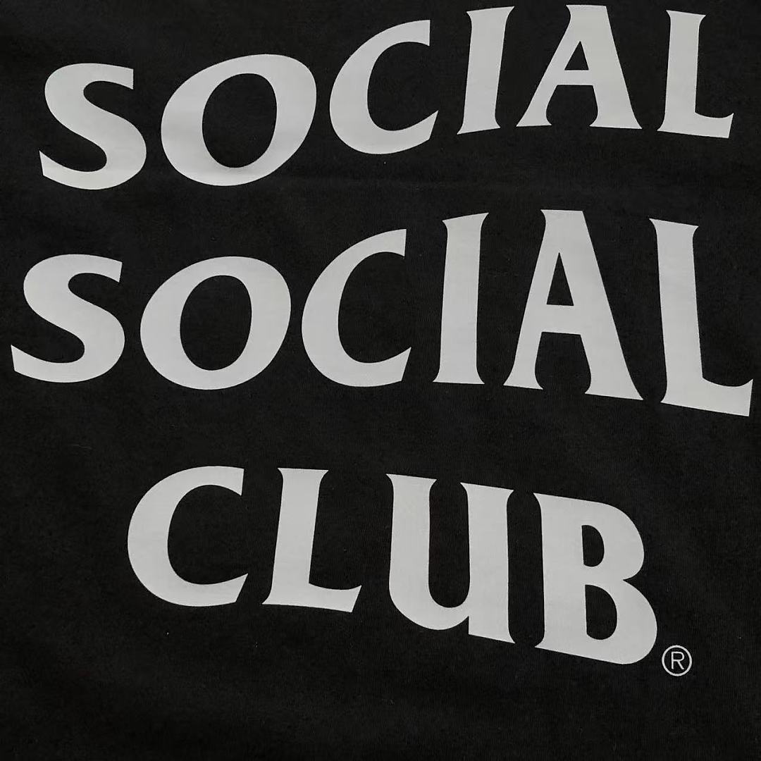 On Running ~85 ANTI SOCIAL CLUB & SANRIO T-SHIRT 55051894 (Im 185CM 70KG Iwear Size M In The Photo) - Image 17