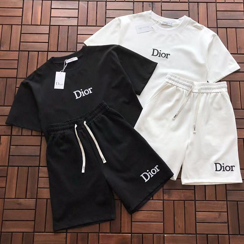 ~169 D🔥O🔥 T-SHIRT, photo 1