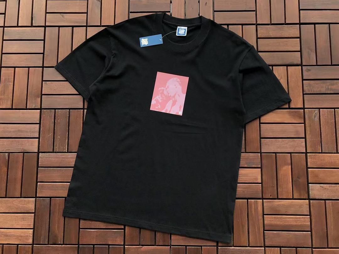 On Running ~ 85 UNDEFEATED T-SHIRT 55070696 (Im 185CM 80KG Iwear Size L In The Photo) - Image 10