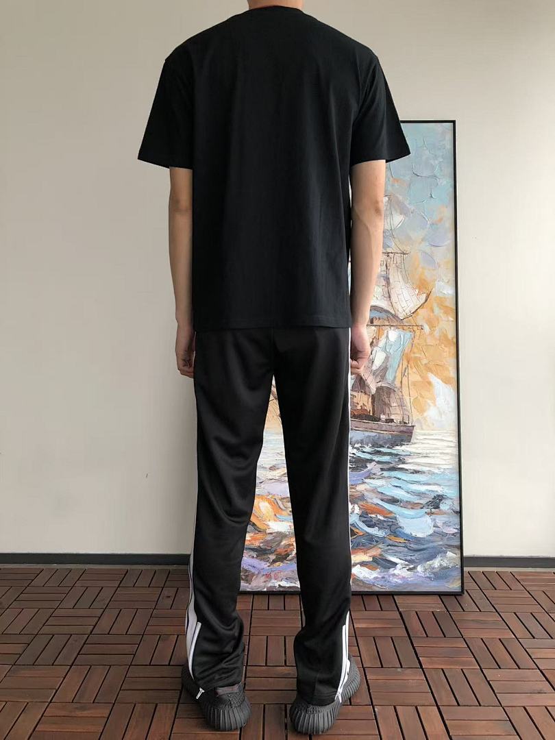 On Running ~79 ST🔥S🔥Y T-SHIRT 11120230 (Im 180CM 68KG Iwear Size M In The Photo) - Image 5