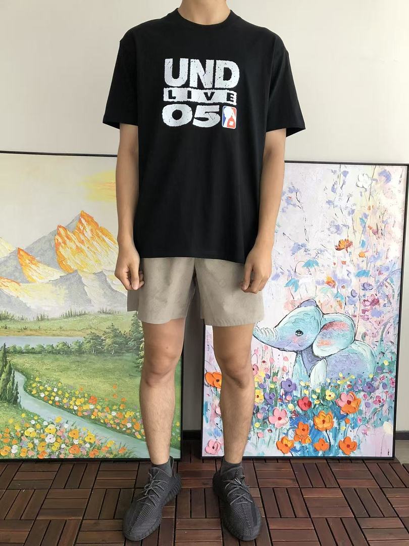 On Running ~85 UNDEFEATED T-SHIRT 55071041 (Im 185CM 70KG Iwear Size L In The Photo) - Image 3