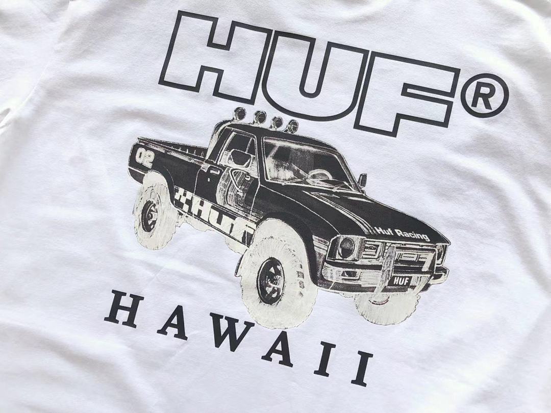 On Running ~85 HUF T-SHIRT - Image 13